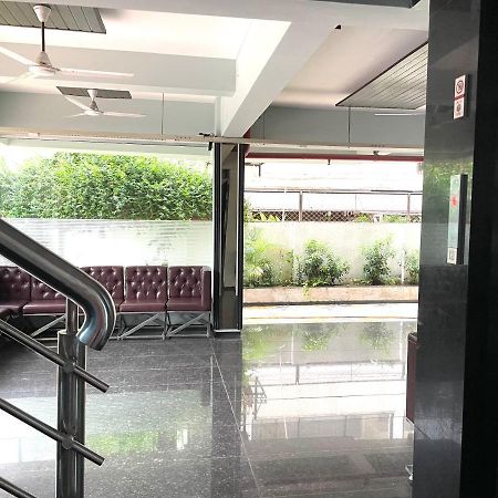 Hotel Airport Kk Nagpur Buitenkant foto